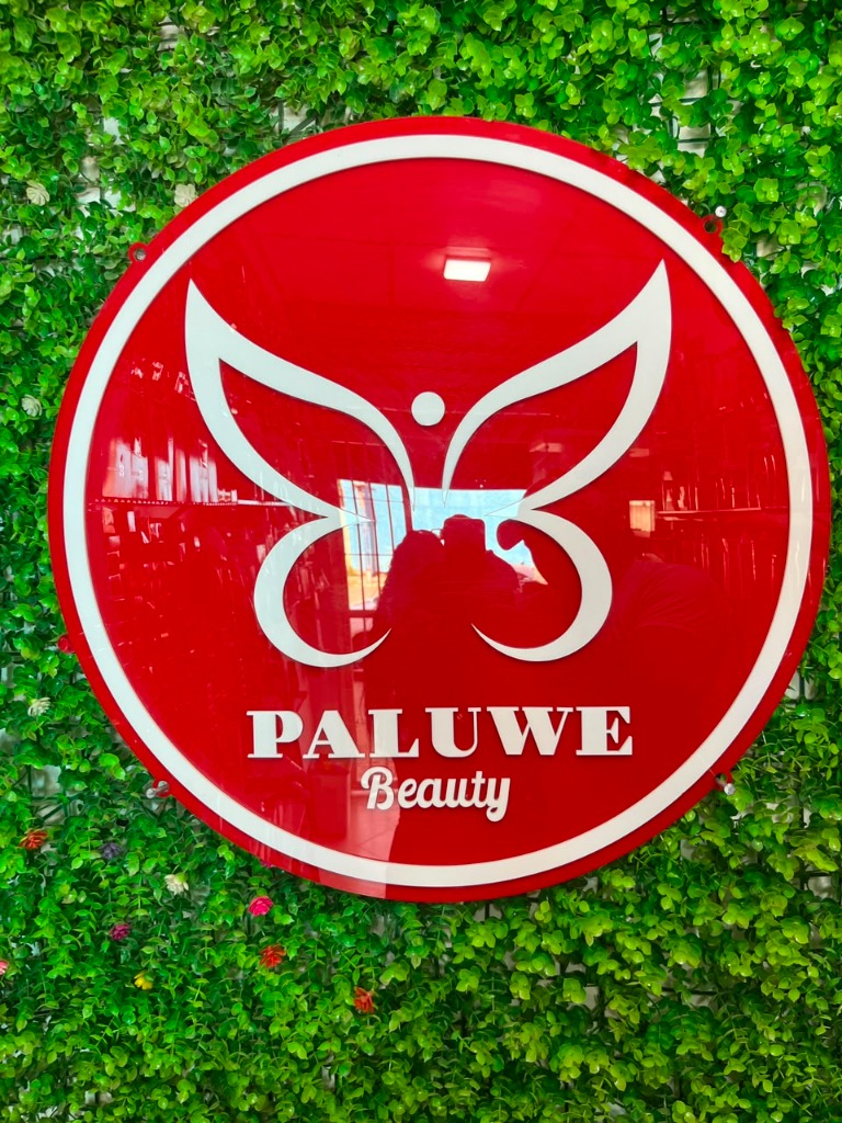 Paluwe Beauty Logo